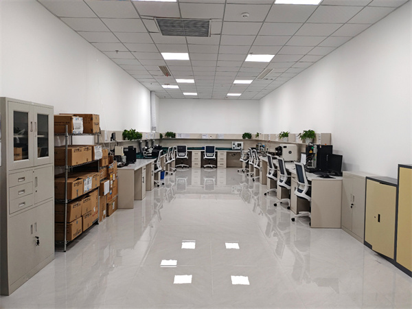 1730797318382657.jpg 電子實驗室(1).jpg